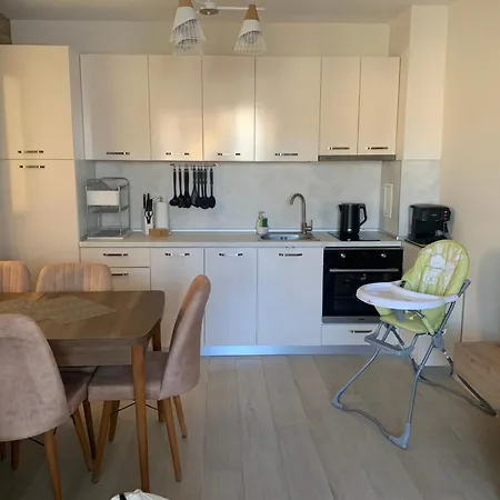 Sea Sunrise Apartament *