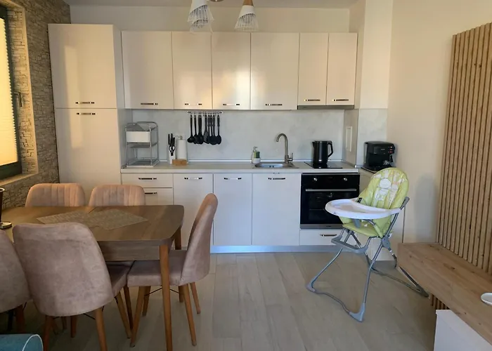 Sea Sunrise Апартамент *